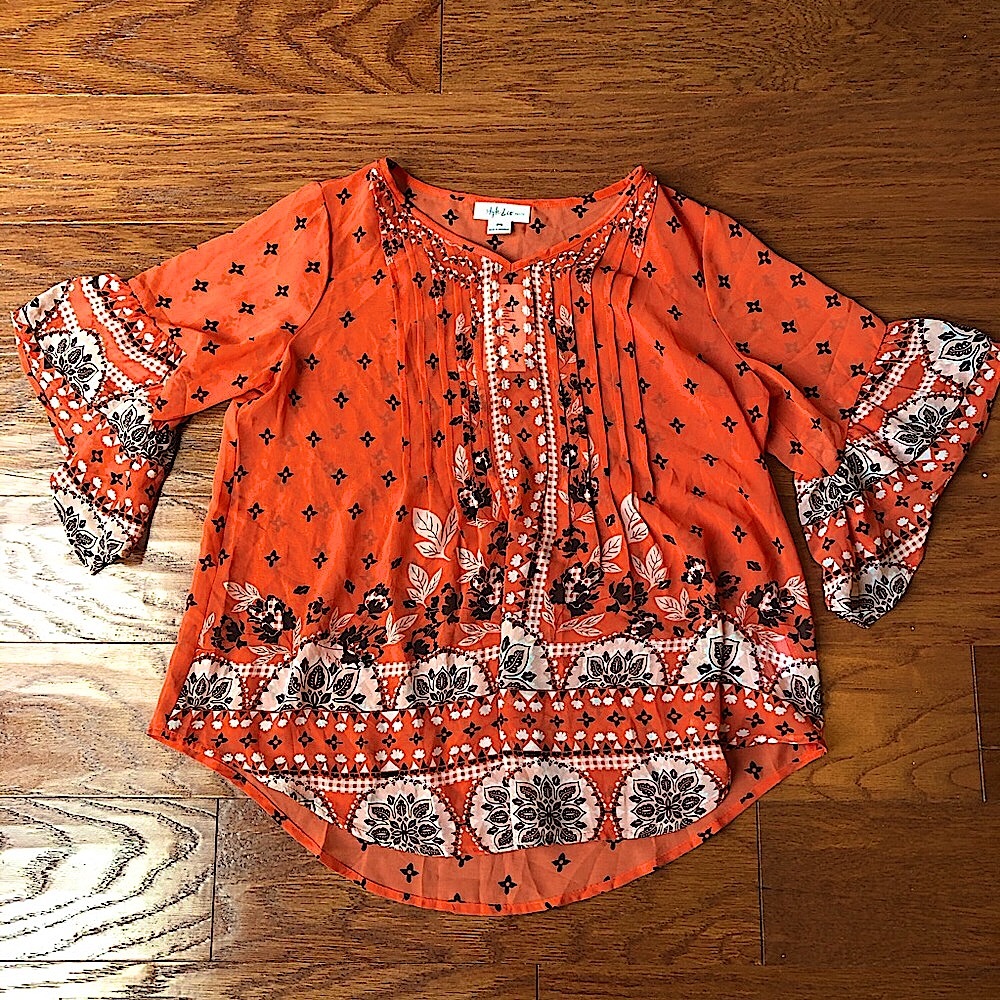 NWT STYLE & CO SHEER ORANGE BLOUSE WITH BLACK & WHITE PATTERN